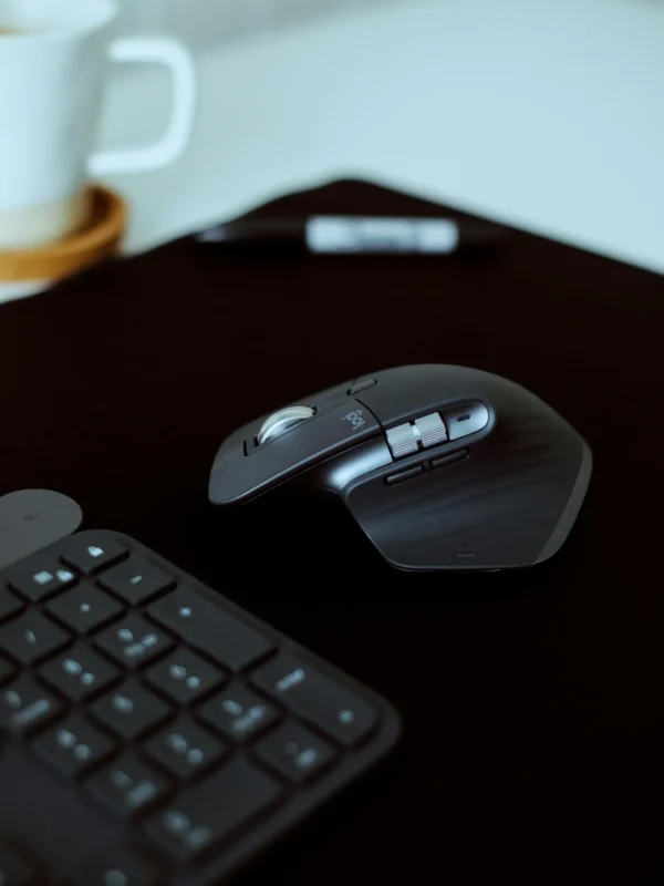 Keyboards & Mice - ClutterFreeDesk